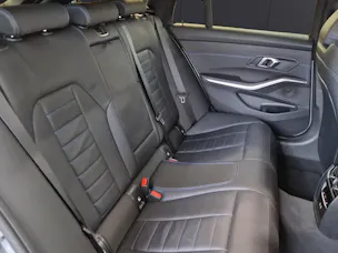 BMW 320d xDrive Touring