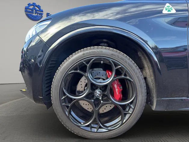 Alfa Romeo Stelvio 2.9 V6 Biturbo Q4 Quadrifoglio