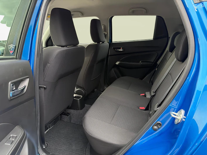 Fahrzeugbild SUZUKI SWIFT