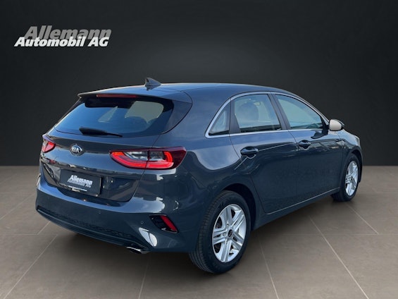 Fahrzeugbild 5 Fahrzeugbild 5