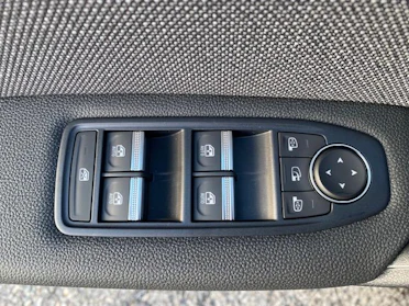 MITSUBISHI GRANDIS 10