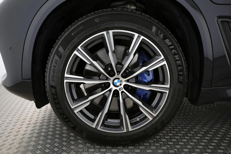 immagine del veicolo BMW X5