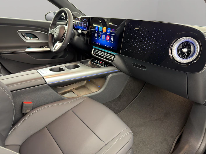 Fahrzeugbild MERCEDES-BENZ CLA 220