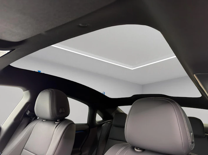 Fahrzeugbild MERCEDES-BENZ CLA 220
