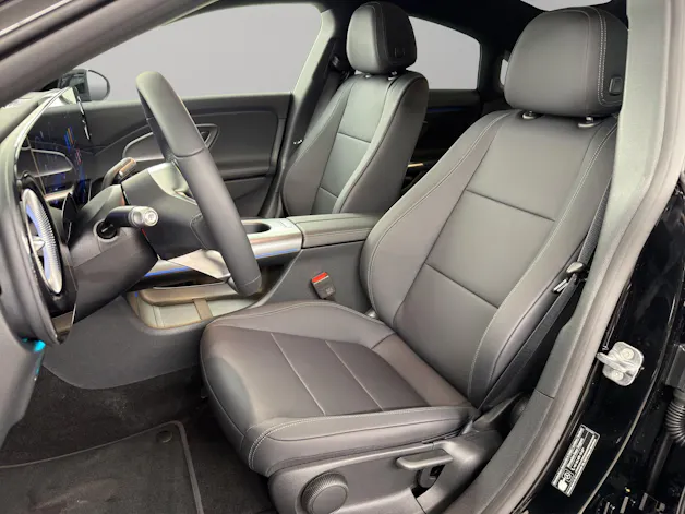 Mercedes-Benz CLA 220 Progressive 4matic