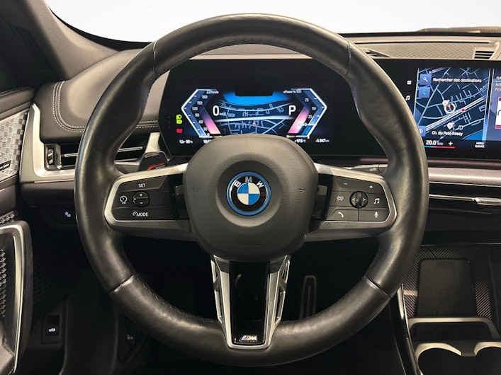 immagine del veicolo BMW iX