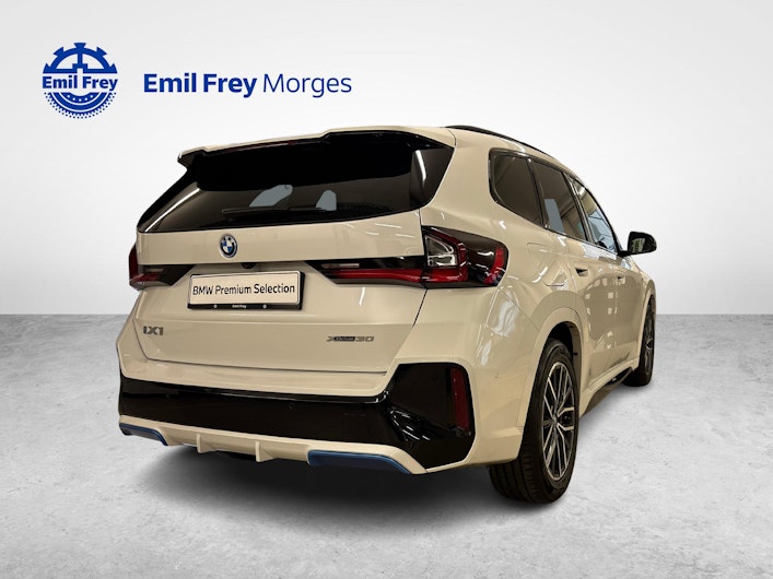 immagine del veicolo BMW iX