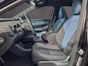 Volvo EX30 CC E60 Twin Performance AWD