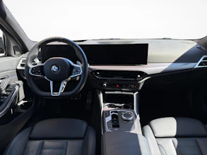 https://vehicle.imgix.net/4218391/4887f683-00cb-42dc-b987-15f2ae7e0712.jpg