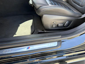 Fahrzeugbild BMW 330d xDrive