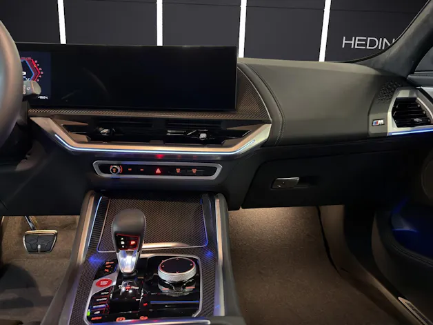 BMW XM 50e Plug-in Hybrid
