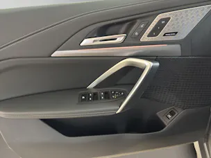 BMW X1 20d xDrive paddles