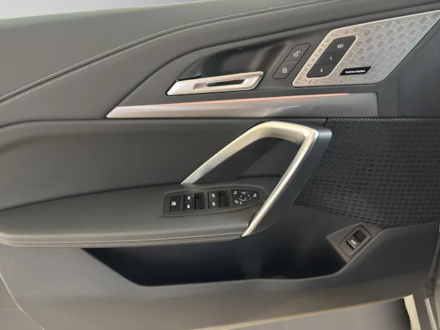 BMW X1 20d xDrive paddles