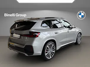 BMW X1 20d xDrive paddles