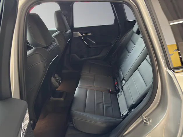 BMW X1 20d xDrive paddles