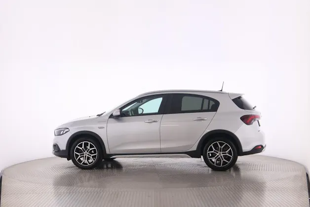 Fiat Tipo 1.5 Hybrid Cross