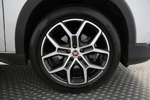 Fahrzeugbild FIAT Tipo 1.5 Hybrid Cross