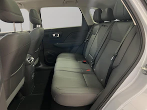 https://vehicle.imgix.net/4218498/5eca5672-802f-48f3-af92-e5a338fdc070.jpg