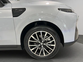 https://vehicle.imgix.net/4218498/a691cc84-3f85-4684-add8-02e87dc1abc4.jpg