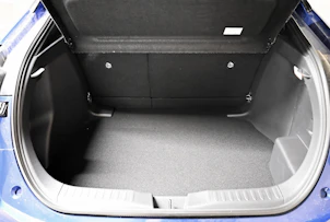 image du véhicule TOYOTA C-HR 2.0 HEV Swiss Edition 4x4