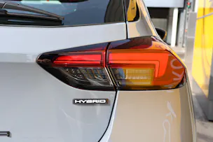 Opel Corsa 1.2 T Hybrid Viva