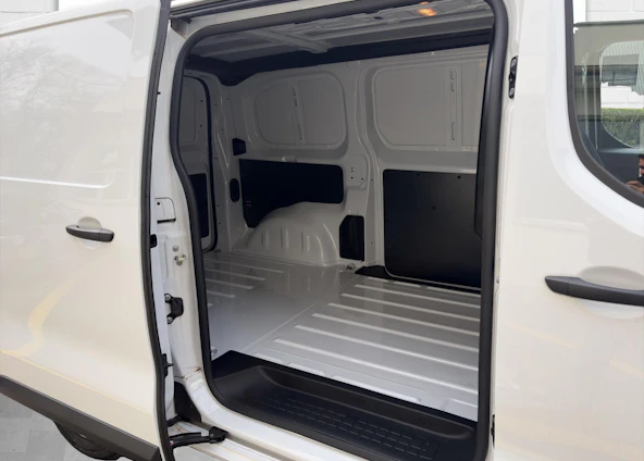 image du véhicule 6 image du véhicule 6