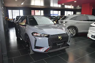 DS Automobiles 3 Crossback 1.2 Hybrid Performance Line