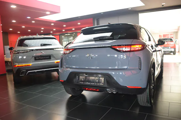 DS Automobiles 3 Crossback 1.2 Hybrid Performance Line