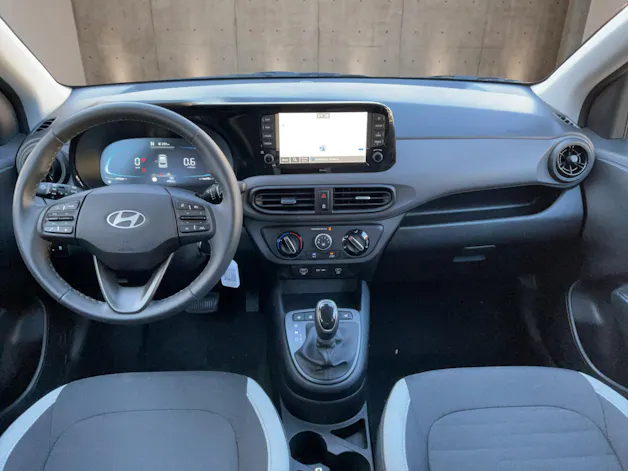 HYUNDAI i10 1.2 Amplia