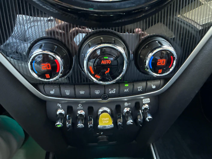 image du véhicule MINI COUNTRYMAN