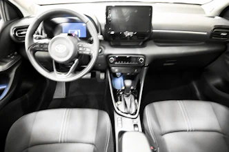 https://vehicle.imgix.net/4218677/136b98b1-e63b-438d-b5f8-7ef7445433c0.jpg