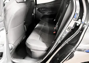 Toyota Yaris 1.5 VVT-i HSD Trend