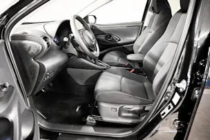 Toyota Yaris 1.5 VVT-i HSD Trend