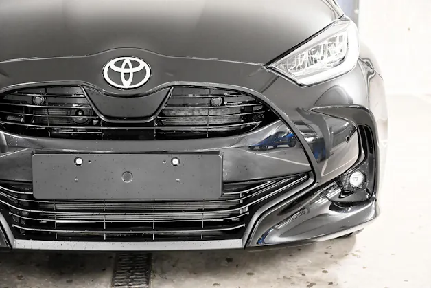 Toyota Yaris 1.5 VVT-i HSD Trend