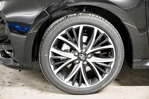 Fahrzeugbild TOYOTA Yaris 1.5 VVT-i HSD Trend