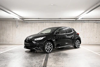 https://vehicle.imgix.net/4218677/fc24cf81-0bc4-4e9f-9e9d-de5ccf6b2d7b.jpg
