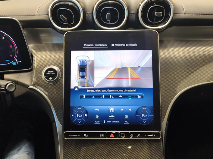 immagine del veicolo MERCEDES-BENZ GLC 220