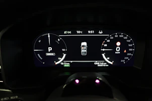 Fahrzeugbild MITSUBISHI Outlander 2.4 PHEV Invite 4x4