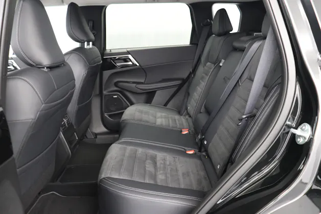 Mitsubishi Outlander 2.4 PHEV Invite 4x4