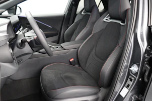 Fahrzeugbild TOYOTA C-HR 2.0 PHEV GR Sport Premiere