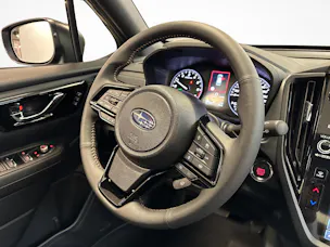 Subaru Forester Station 2.0i e-Boxer Luxury