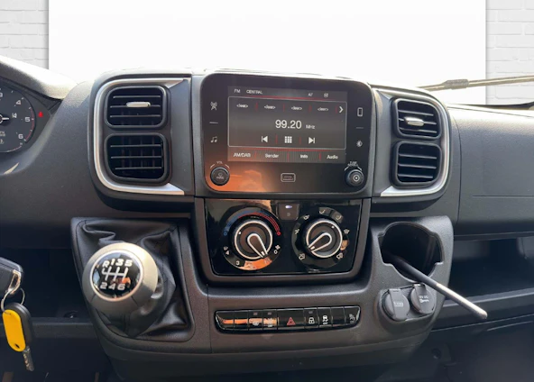 image du véhicule 12 image du véhicule 12