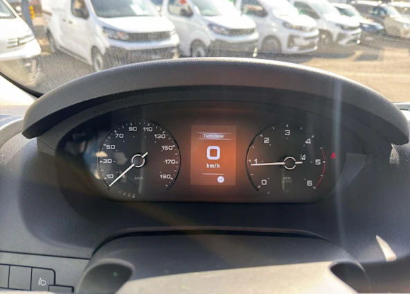 image du véhicule 9 image du véhicule 9