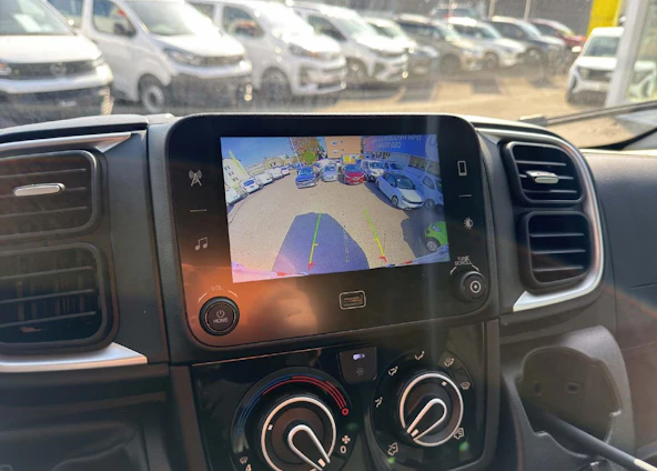 image du véhicule 10 image du véhicule 10