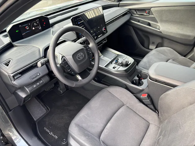 Toyota C-HR+ Premium AWD