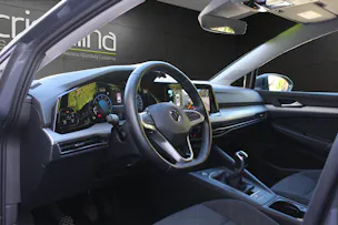 VW Golf VIII Variant 1.5 TSI Life