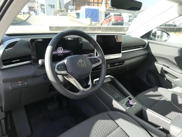 VW T-Roc 1.5 eTSI mHEV Trend DSG