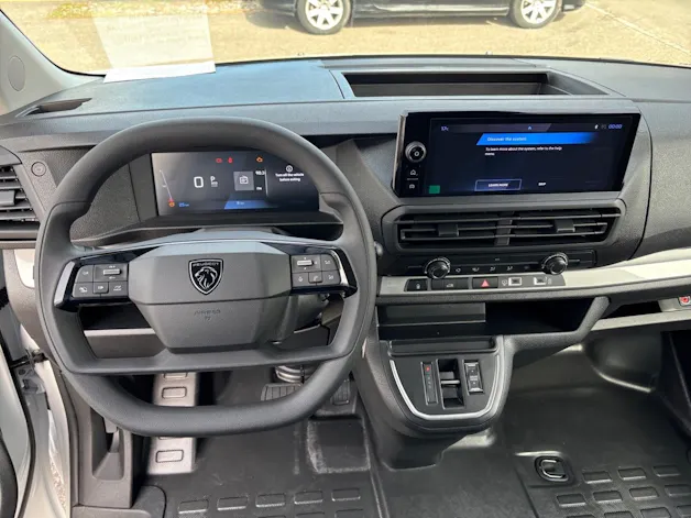 Peugeot Expert 2.2 BlueHDi 150 S&S Standard EAT8