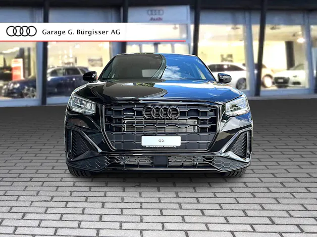 Audi Q2 40 TFSI S line Attraction quattro S-tronic Mythosschwarz Metallic