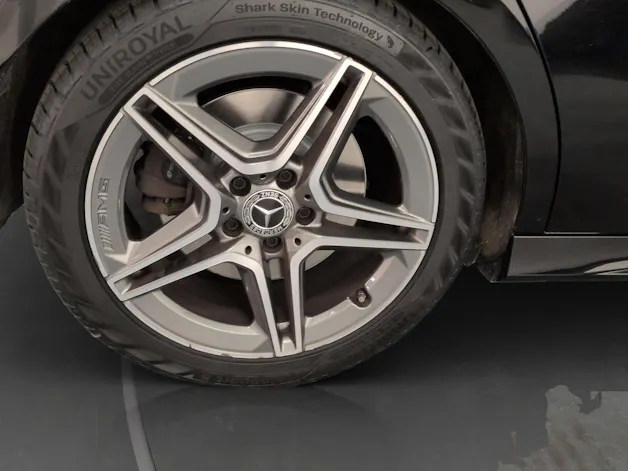 Mercedes-Benz B 250 4Matic AMG Line